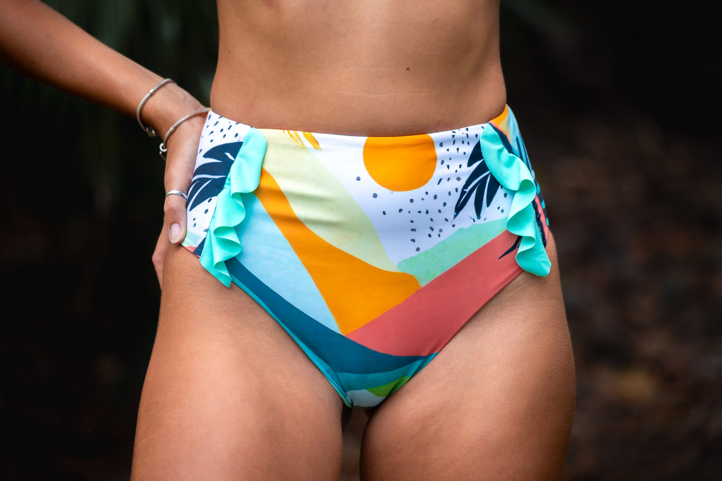 Les bas de bikini de la collection "AhuMiti" (60.34 €)